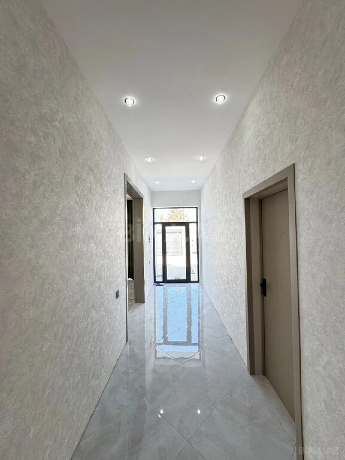 Satılır 3 otaqlı həyət evi 140 m²