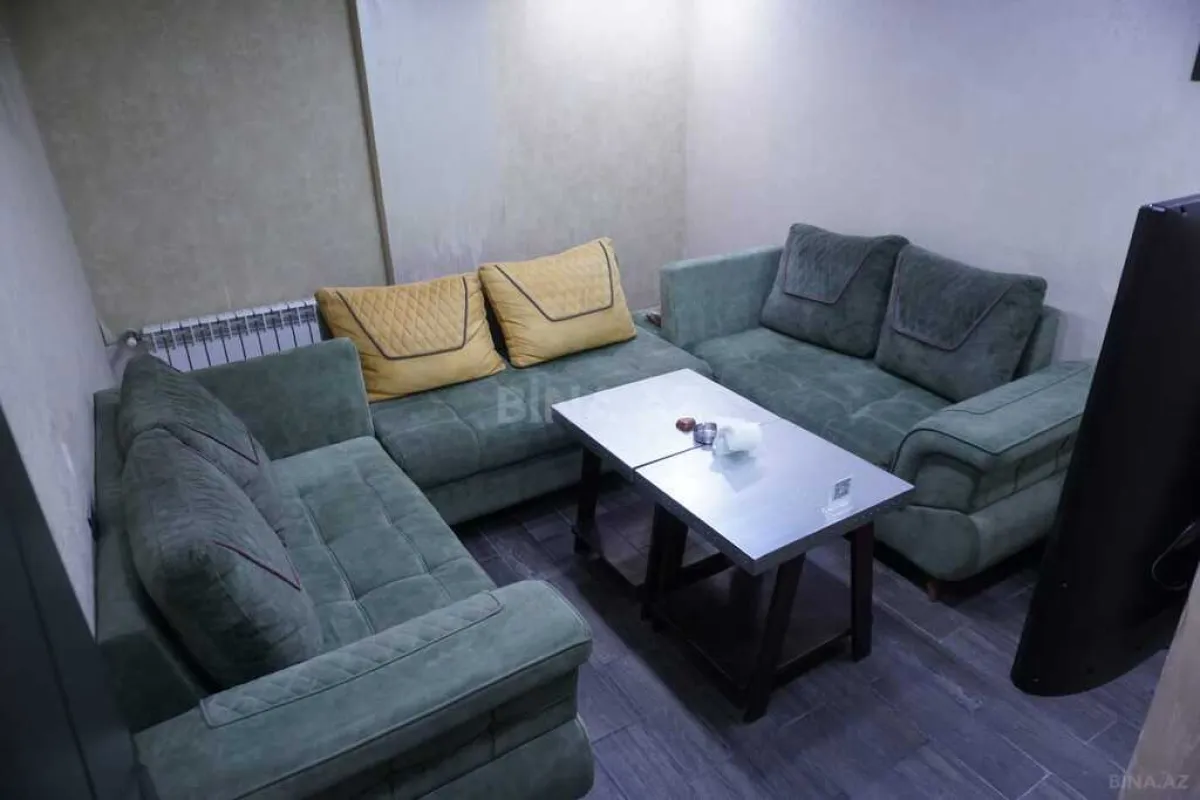 Satılır obyekt 421 m²