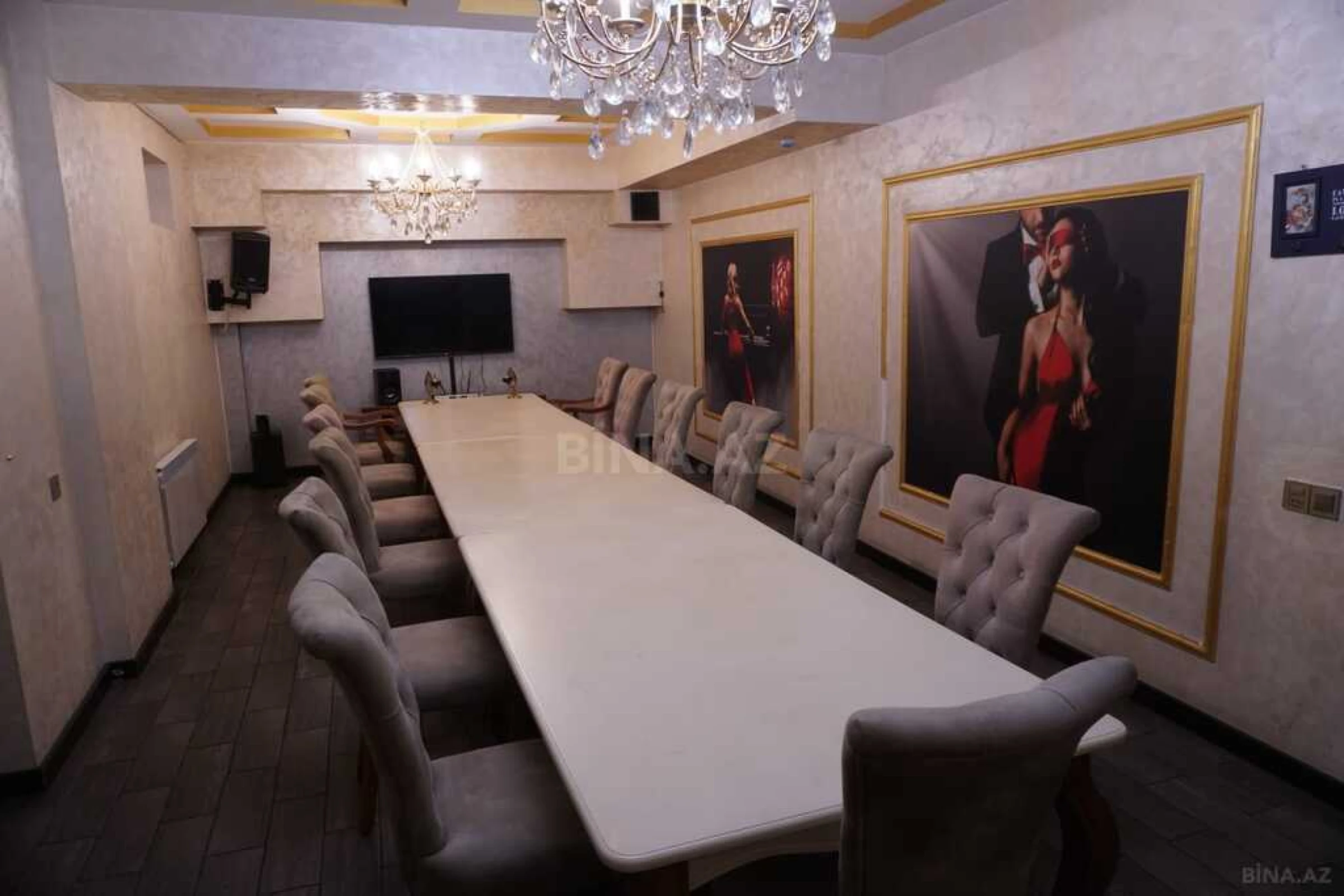 Satılır obyekt 421 m²