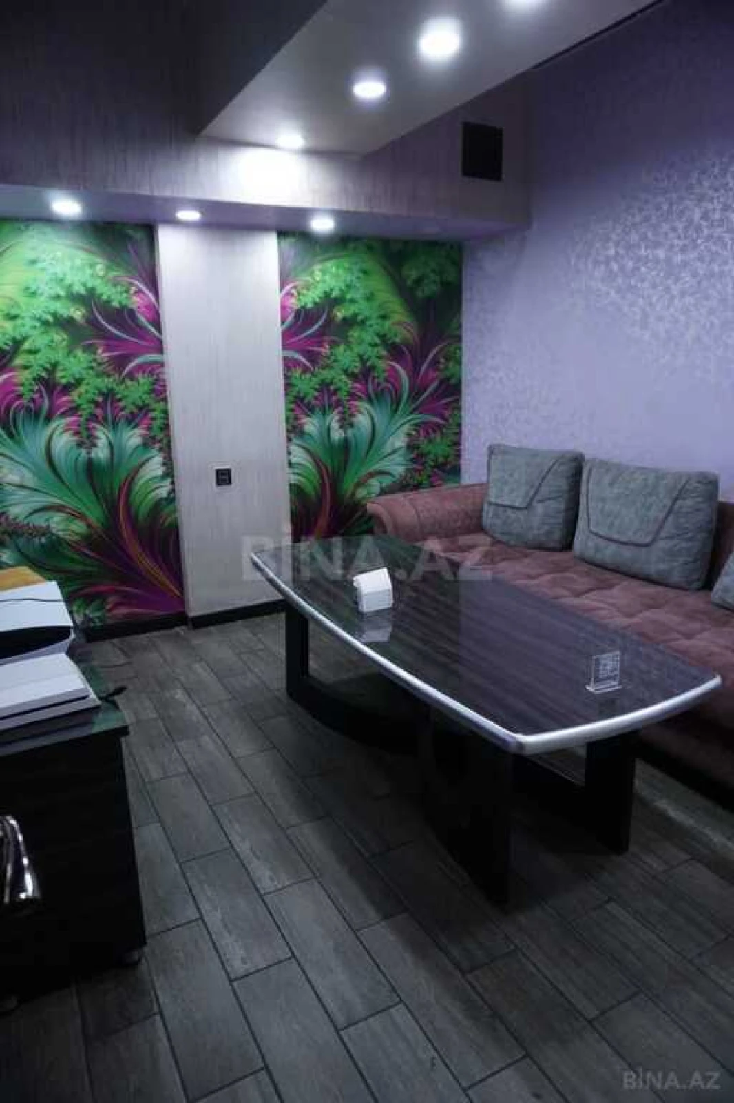 Satılır obyekt 421 m²