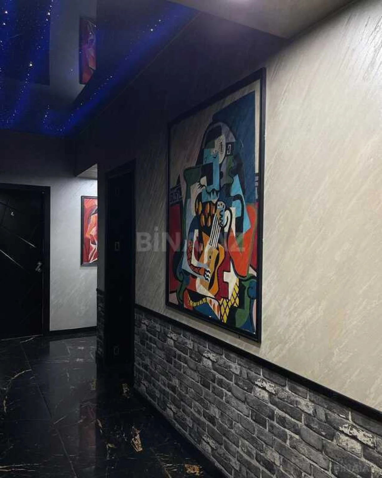 Satılır obyekt 421 m²