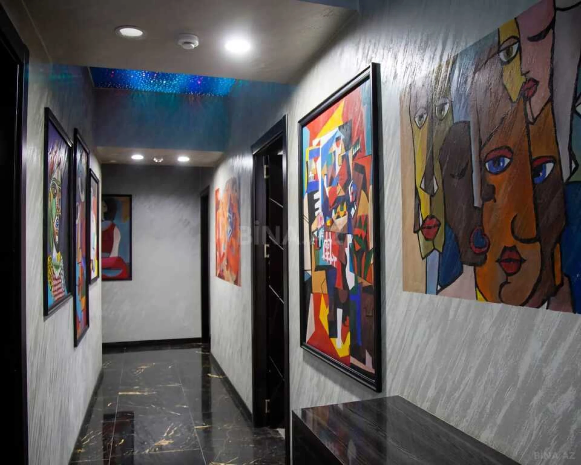 Satılır obyekt 421 m²