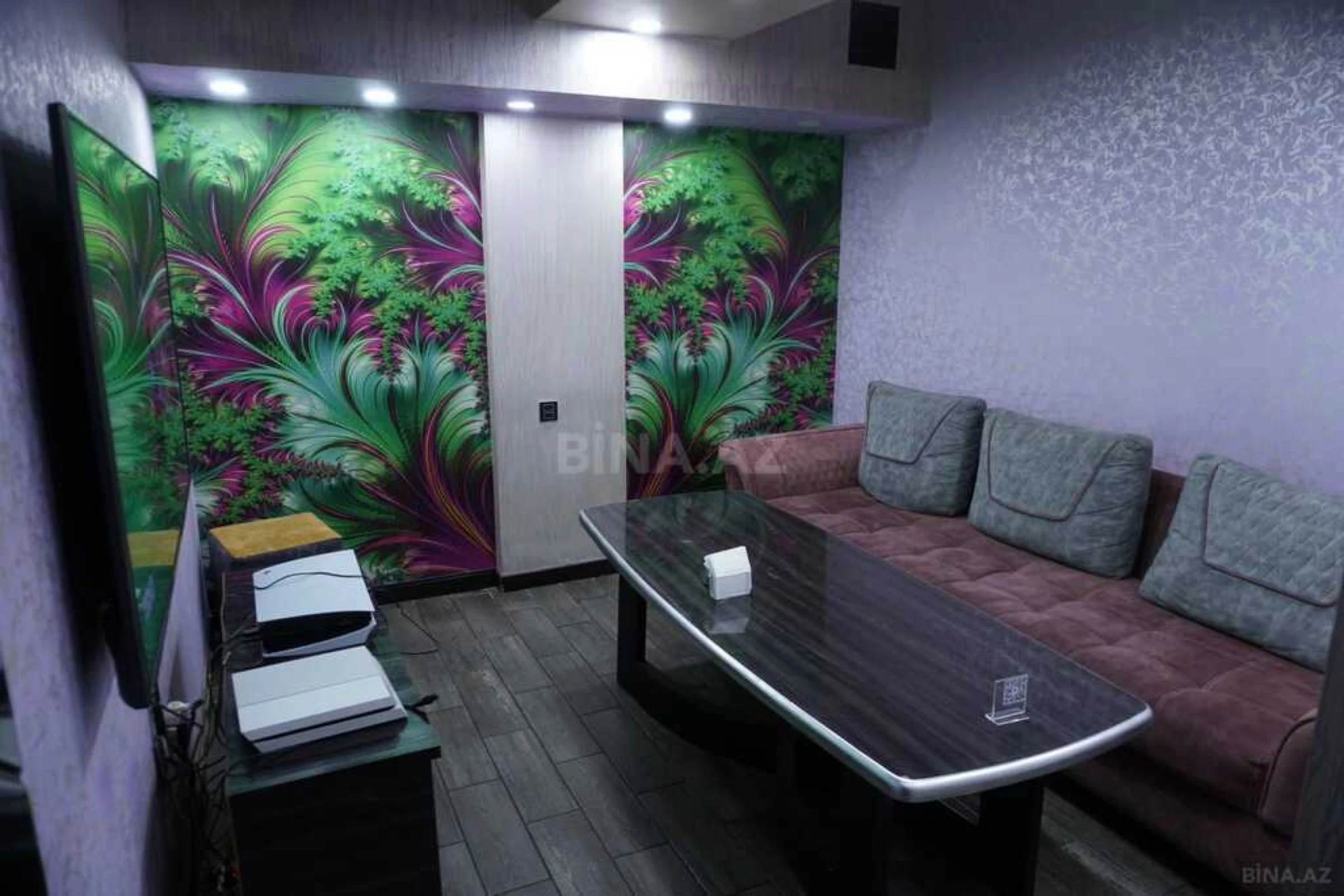 Satılır obyekt 421 m²