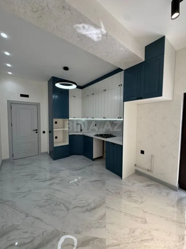 Satılır 3 otaqlı mənzil 108 m²