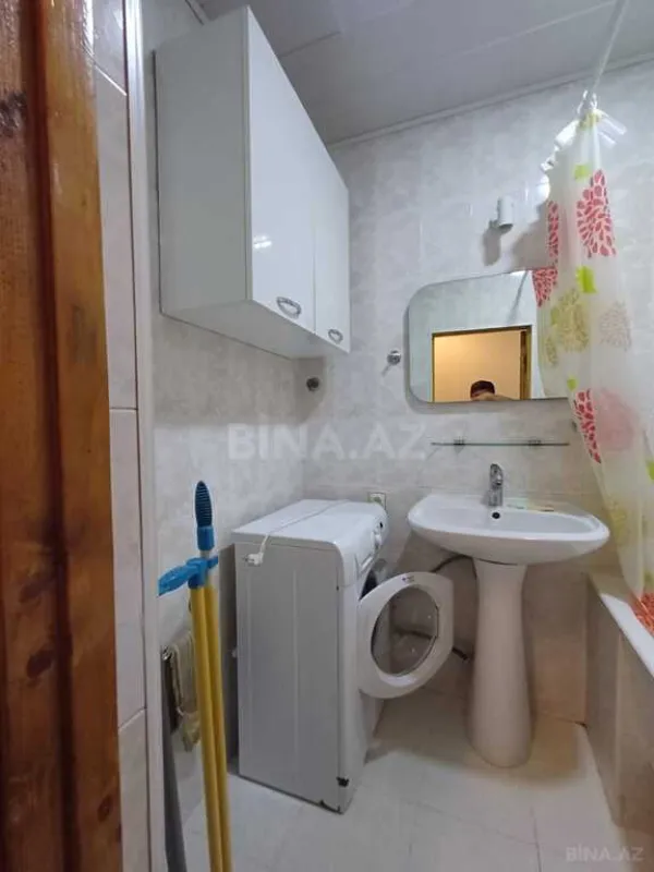 Kirayə verilir 2 otaqlı mənzil 70 m²