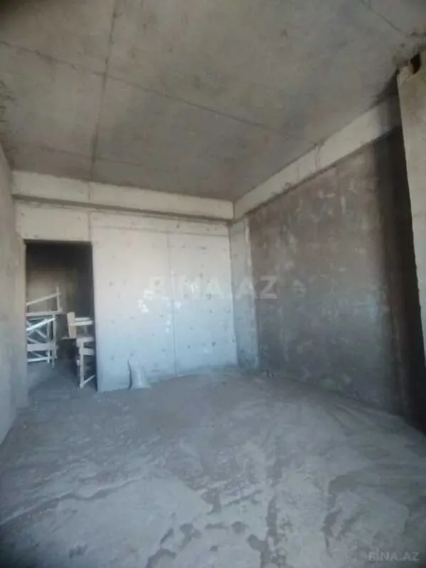 Satılır 3 otaqlı mənzil 143 m²