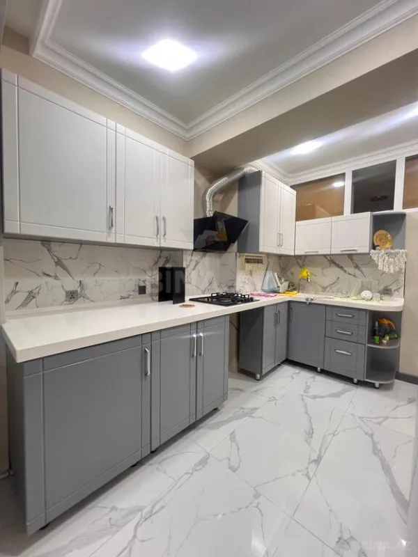 Satılır 2 otaqlı mənzil 66 m²
