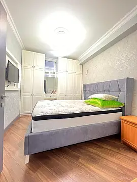 Satılır 2 otaqlı mənzil 66 m²