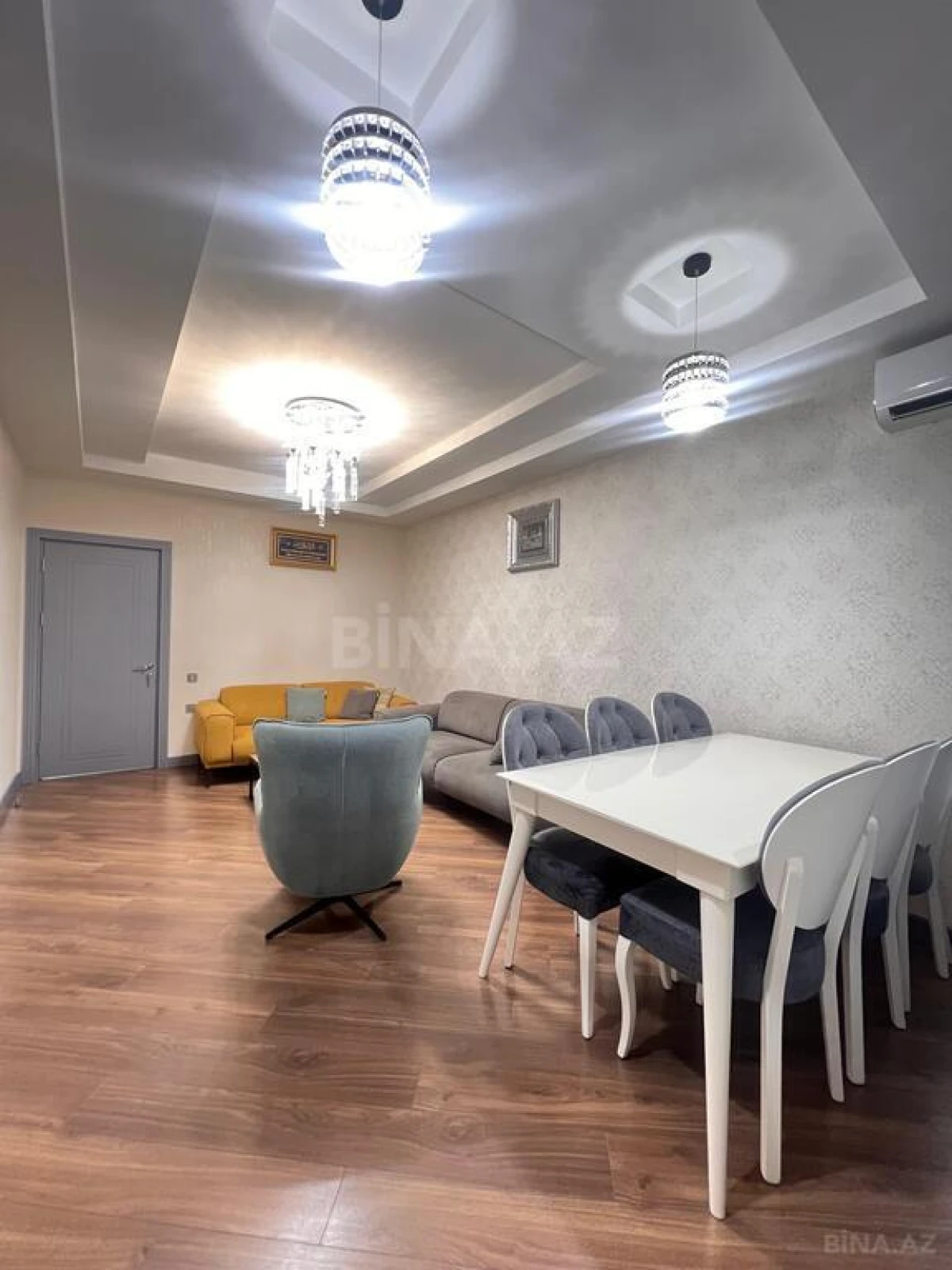 Satılır 2 otaqlı mənzil 66 m²