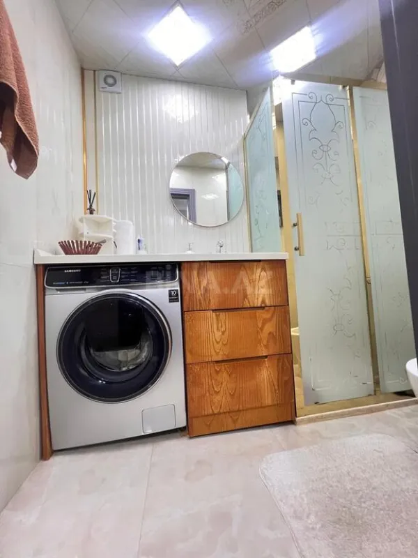 Satılır 2 otaqlı mənzil 66 m²