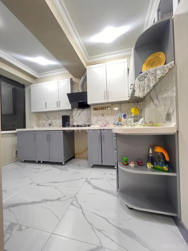 Satılır 2 otaqlı mənzil 66 m²