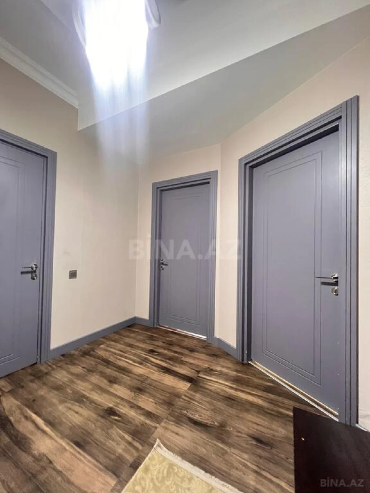 Satılır 2 otaqlı mənzil 66 m²