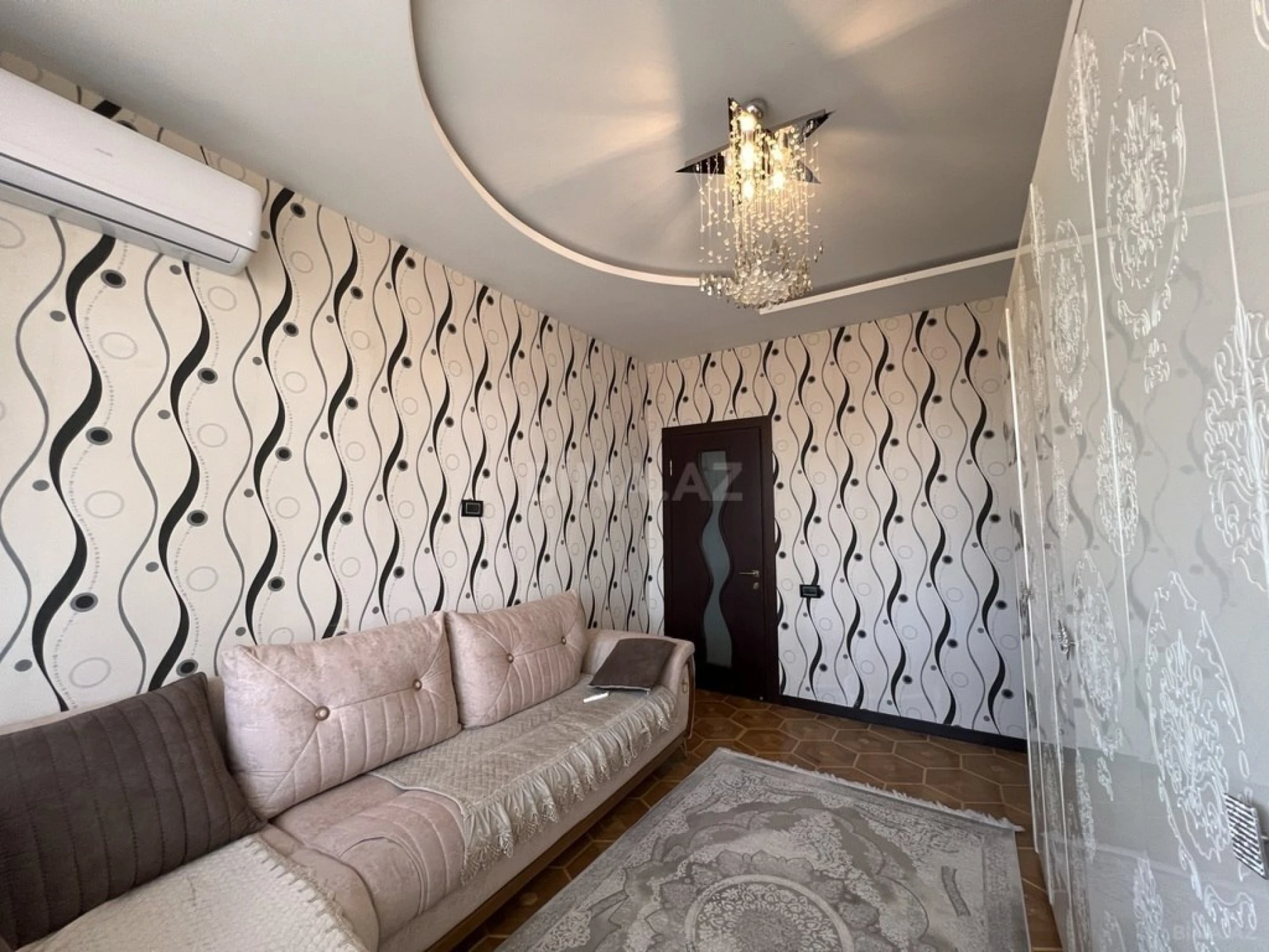 Kirayə verilir 3 otaqlı mənzil 100 m²