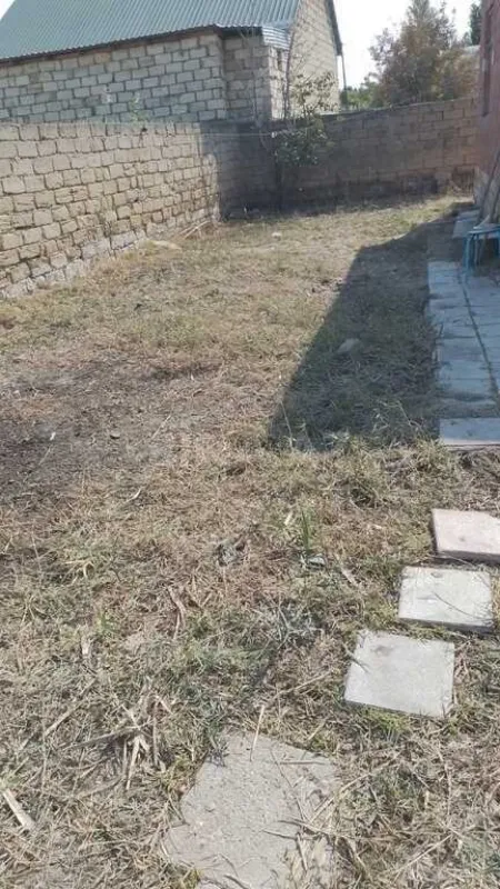 Satılır 2 otaqlı həyət evi 90 m²