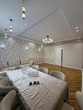 Satılır 3 otaqlı mənzil 118 m²
