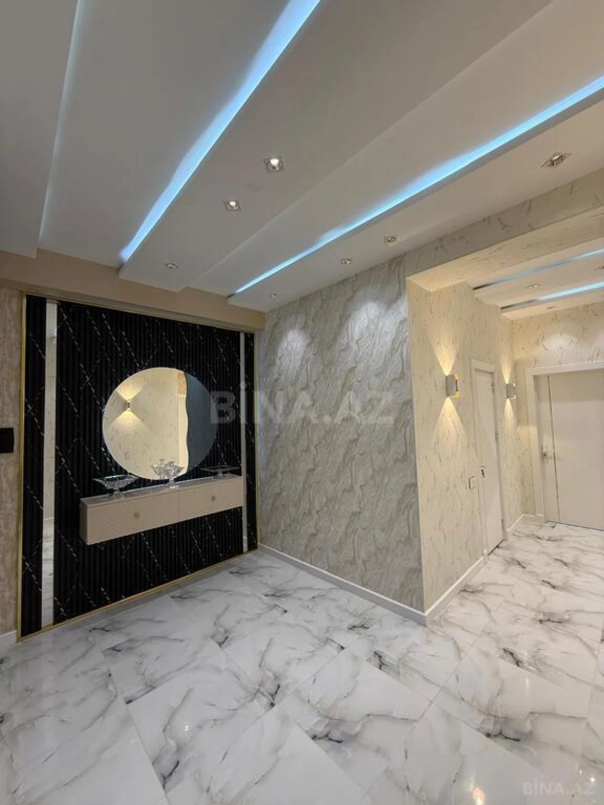 Satılır 3 otaqlı mənzil 118 m²