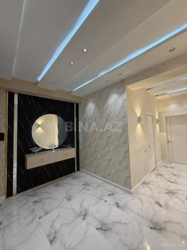 Satılır 3 otaqlı mənzil 118 m²