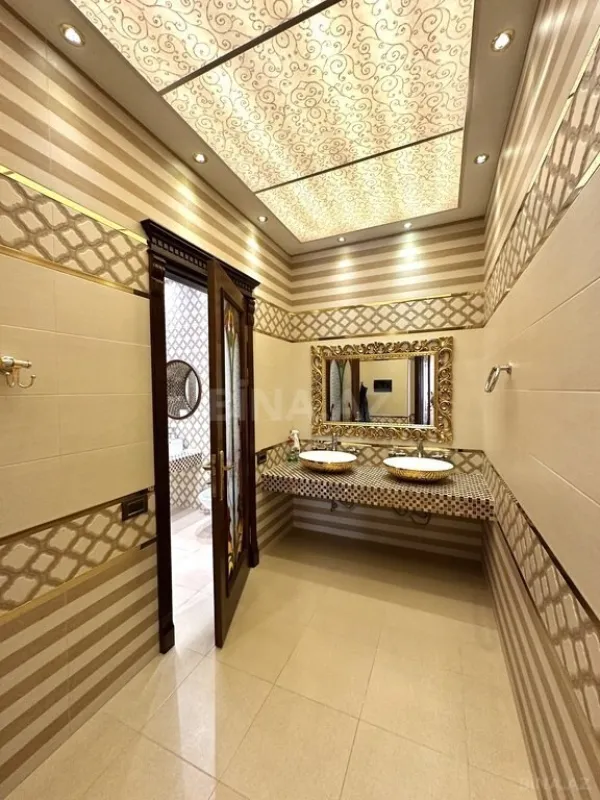 Satılır 7 otaqlı həyət evi 500 m²