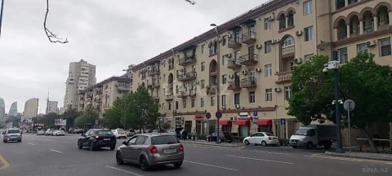 Satılır 3 otaqlı mənzil 90 m² — Bakı, Nizami 3 otaq 90.00 m²