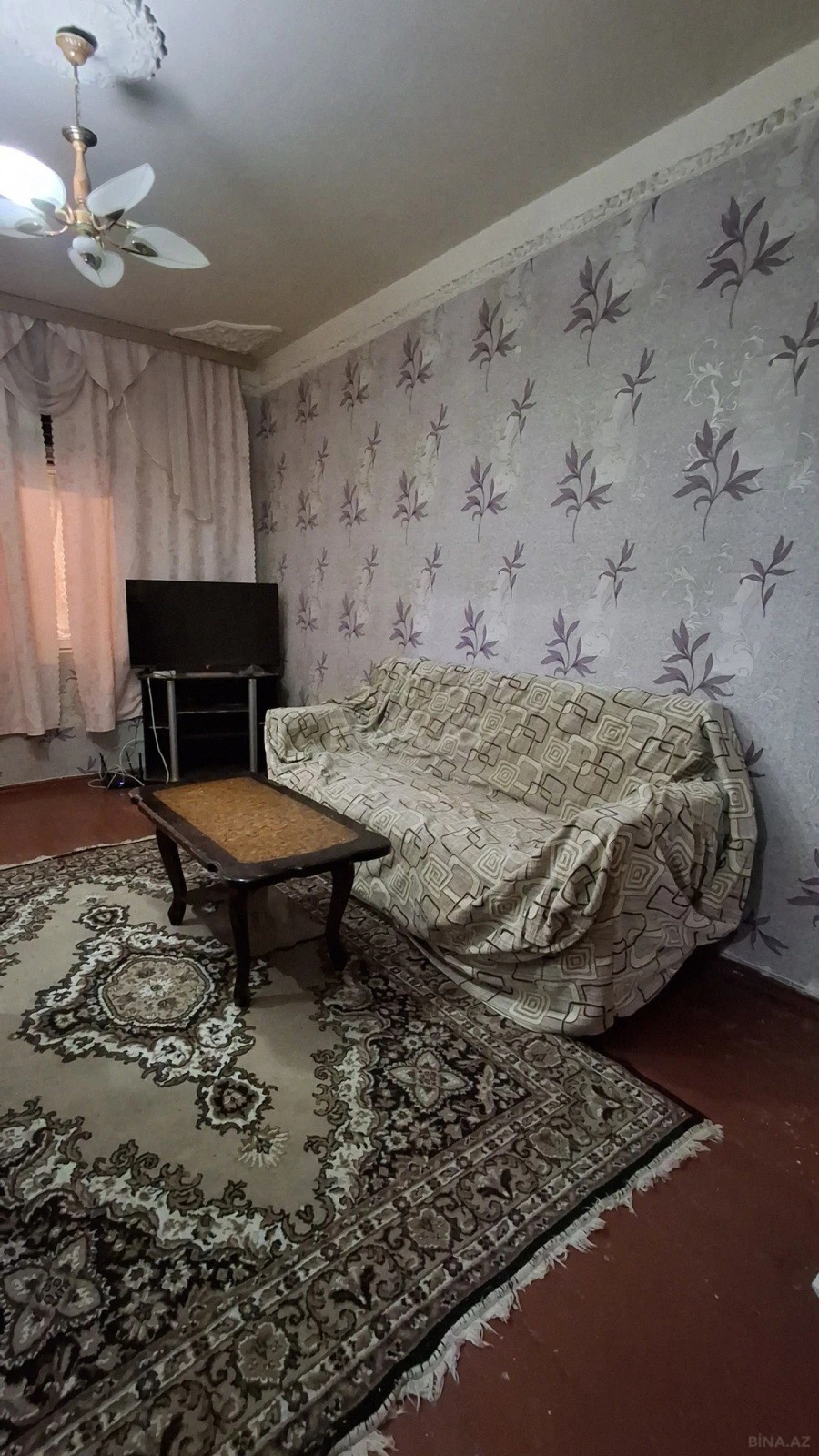 Kirayə verilir 2 otaqlı mənzil 45 m²