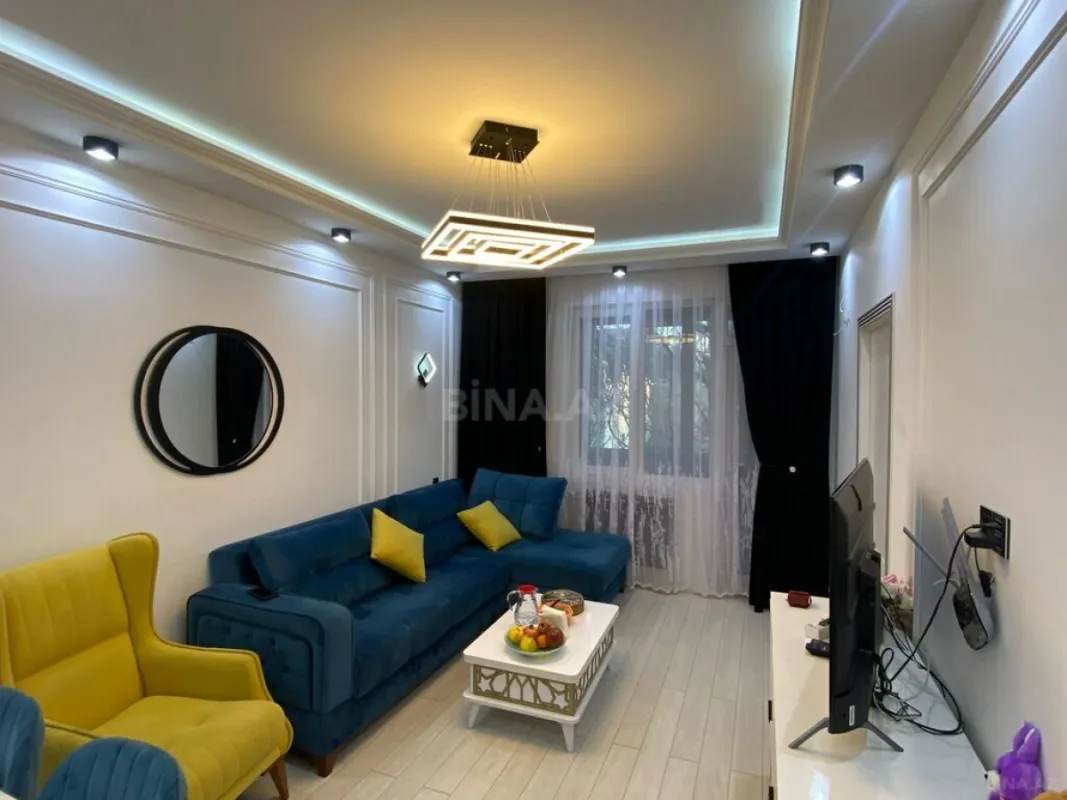 Satılır 2 otaqlı mənzil 55 m²