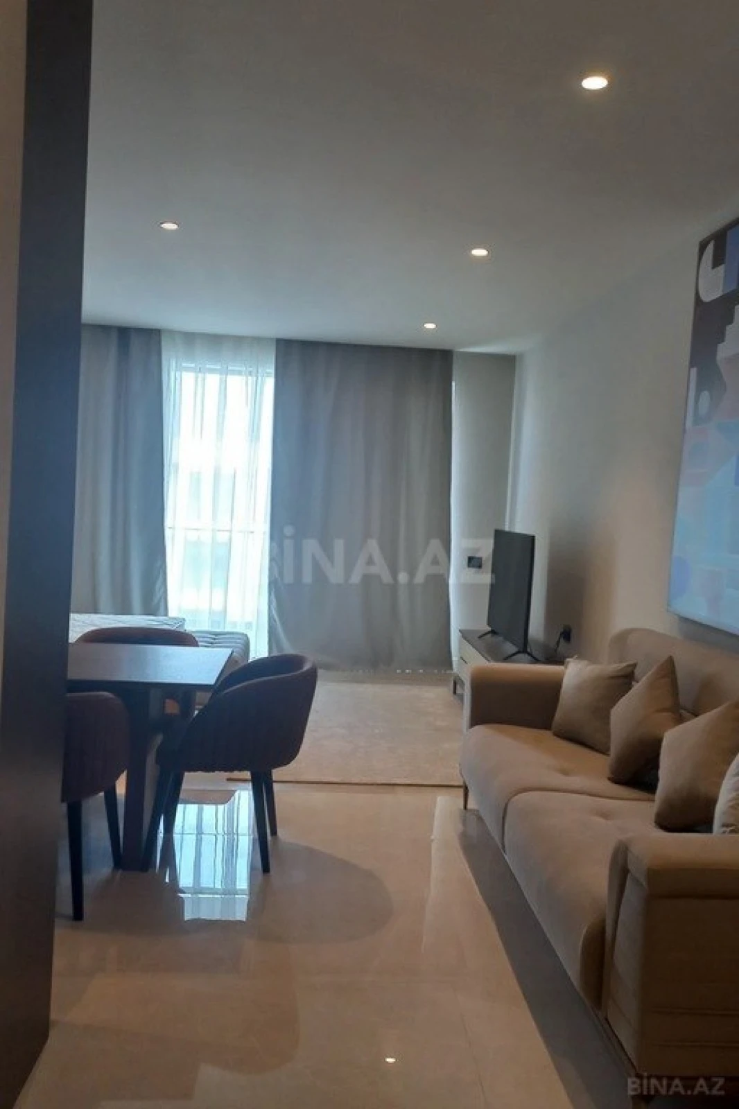 Kirayə verilir 1 otaqlı mənzil 60 m²