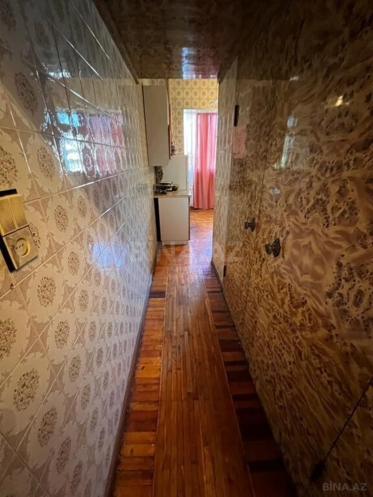 Satılır 4 otaqlı mənzil 100 m²