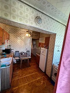 Satılır 4 otaqlı mənzil 100 m²