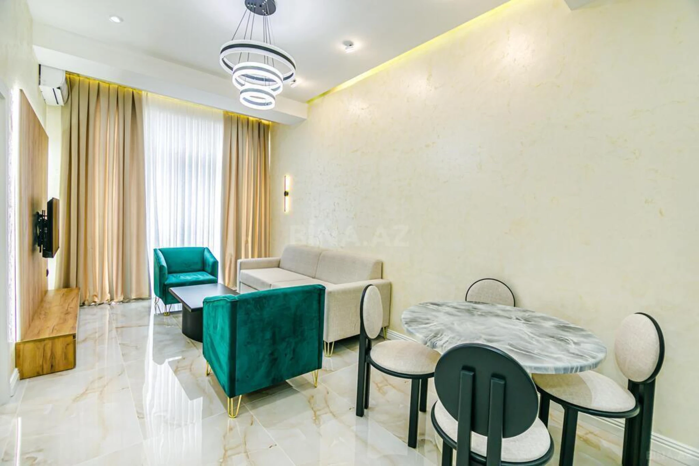 Kirayə verilir 2 otaqlı mənzil 100 m²