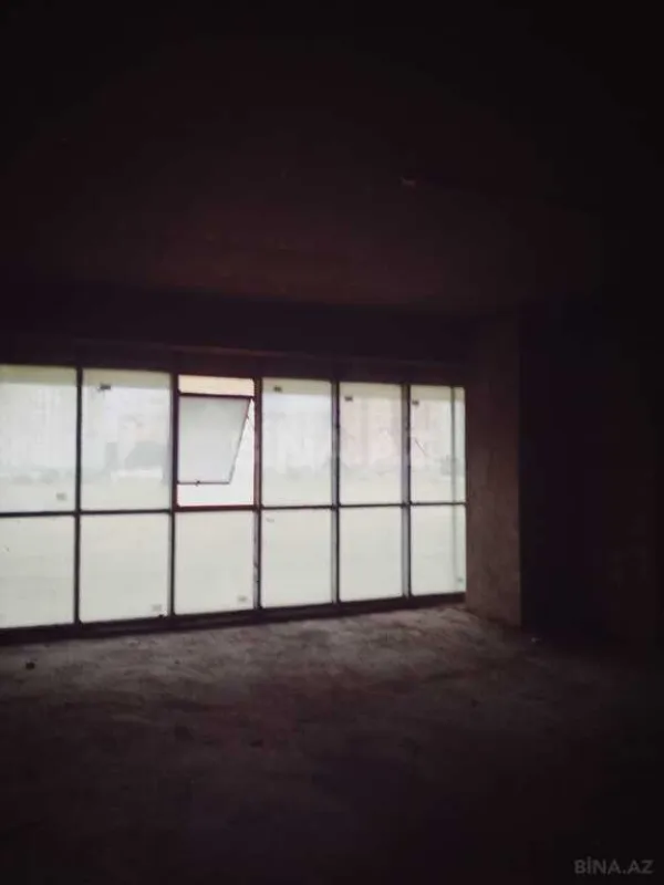 Satılır obyekt 140 m²