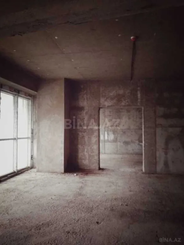 Satılır obyekt 140 m²