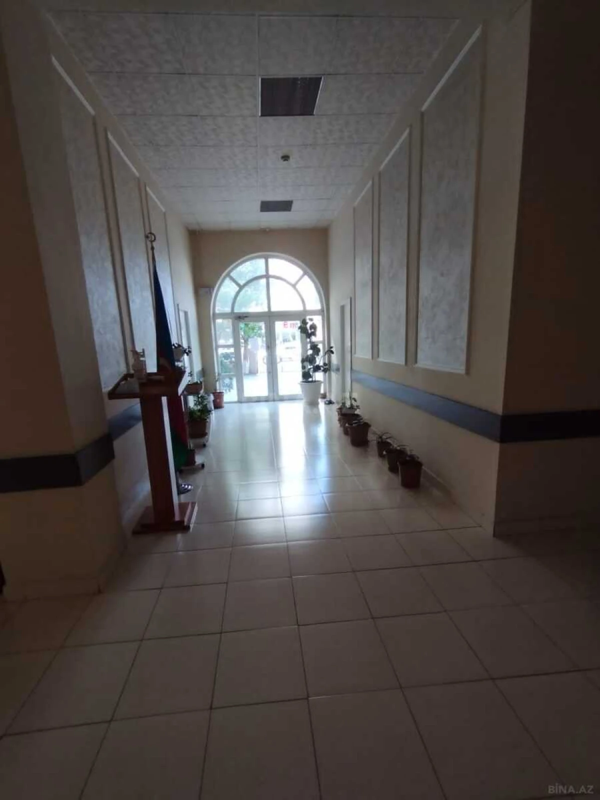 Satılır obyekt 1200 m²