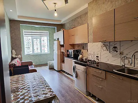 Satılır 3 otaqlı mənzil 113 m²