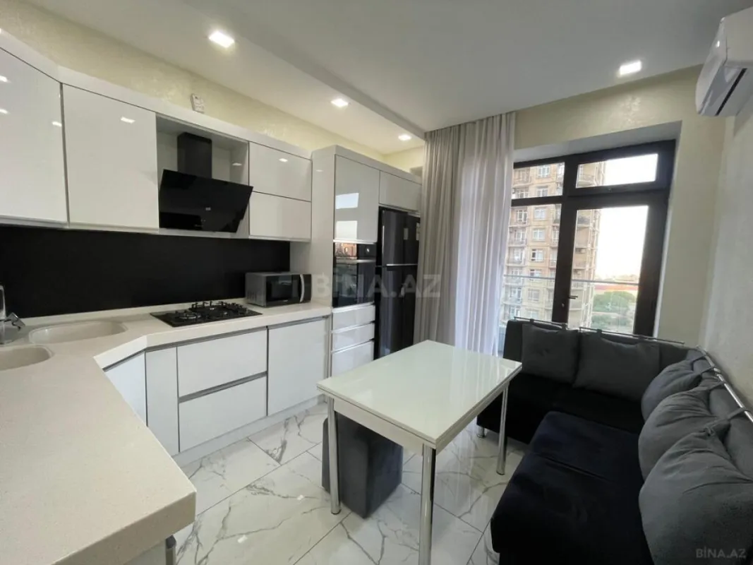 Kirayə verilir 3 otaqlı mənzil 110 m²