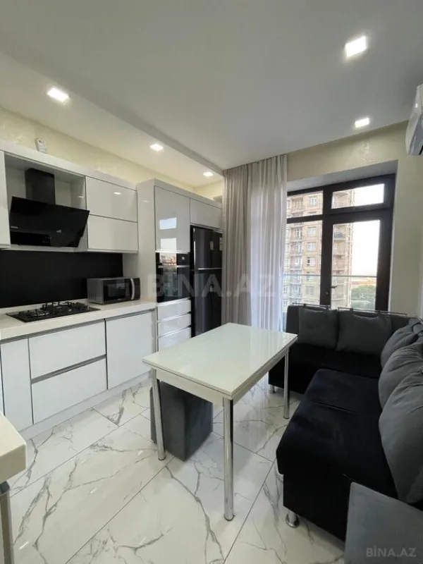 Kirayə verilir 3 otaqlı mənzil 110 m²
