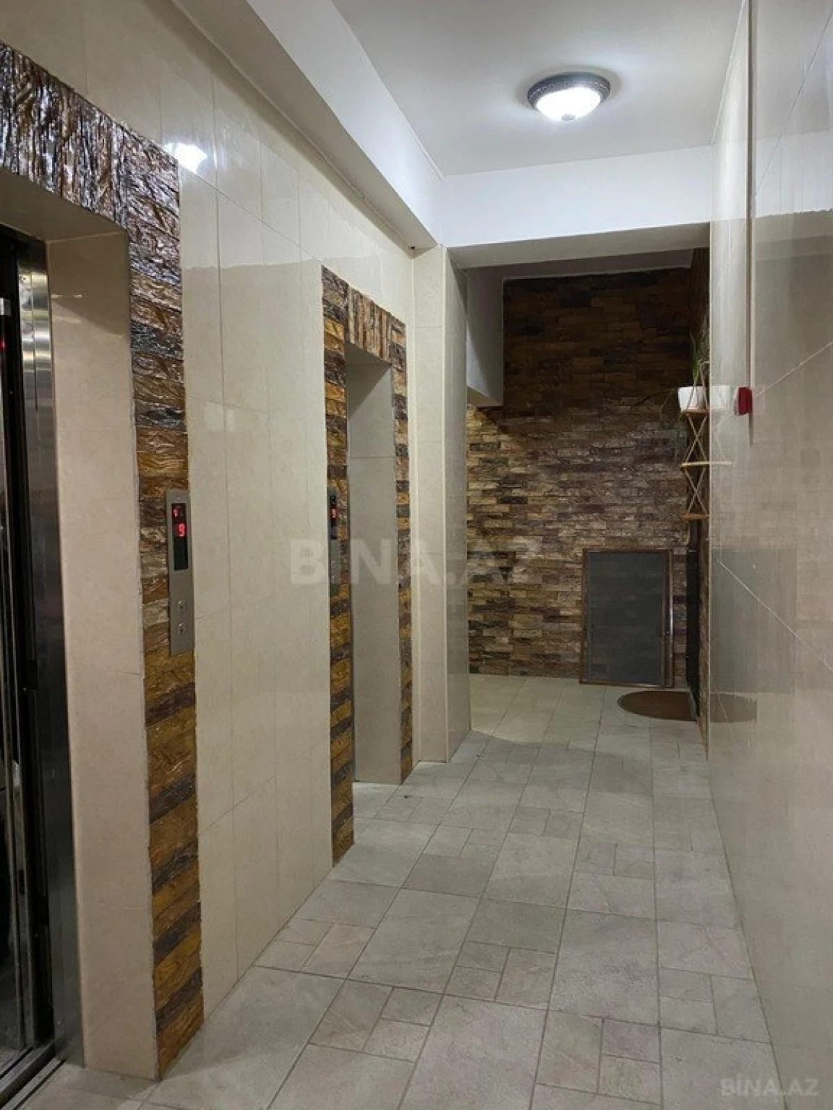Satılır 2 otaqlı mənzil 90 m²
