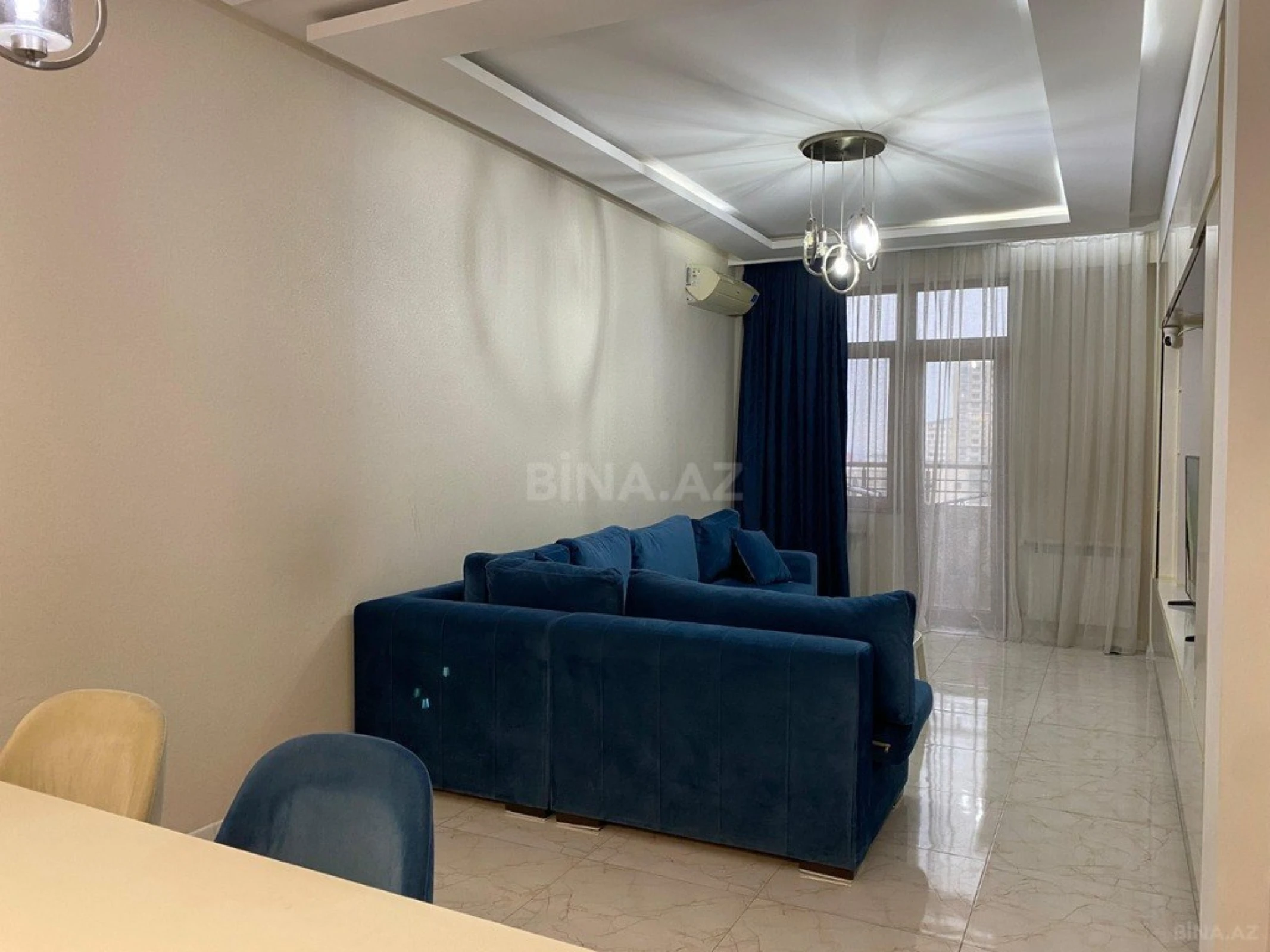 Satılır 2 otaqlı mənzil 90 m²