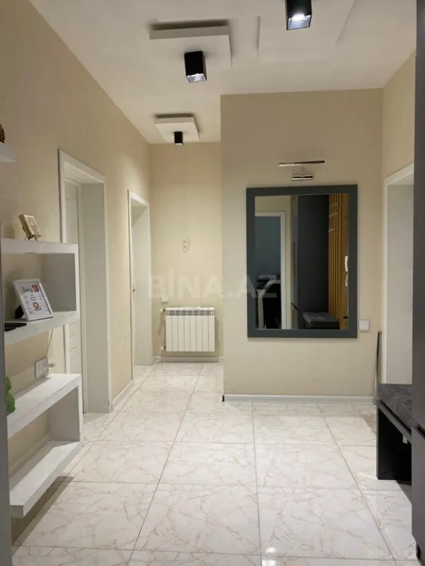 Satılır 2 otaqlı mənzil 90 m²