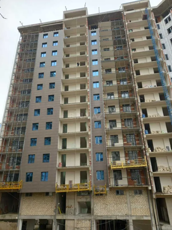 Satılır 1 otaqlı mənzil 72 m²