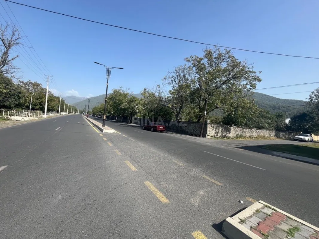 Satılır 5 otaqlı həyət evi 150 m²