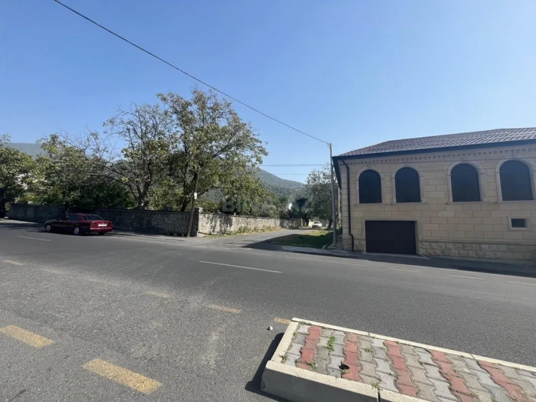 Satılır 5 otaqlı həyət evi 150 m²