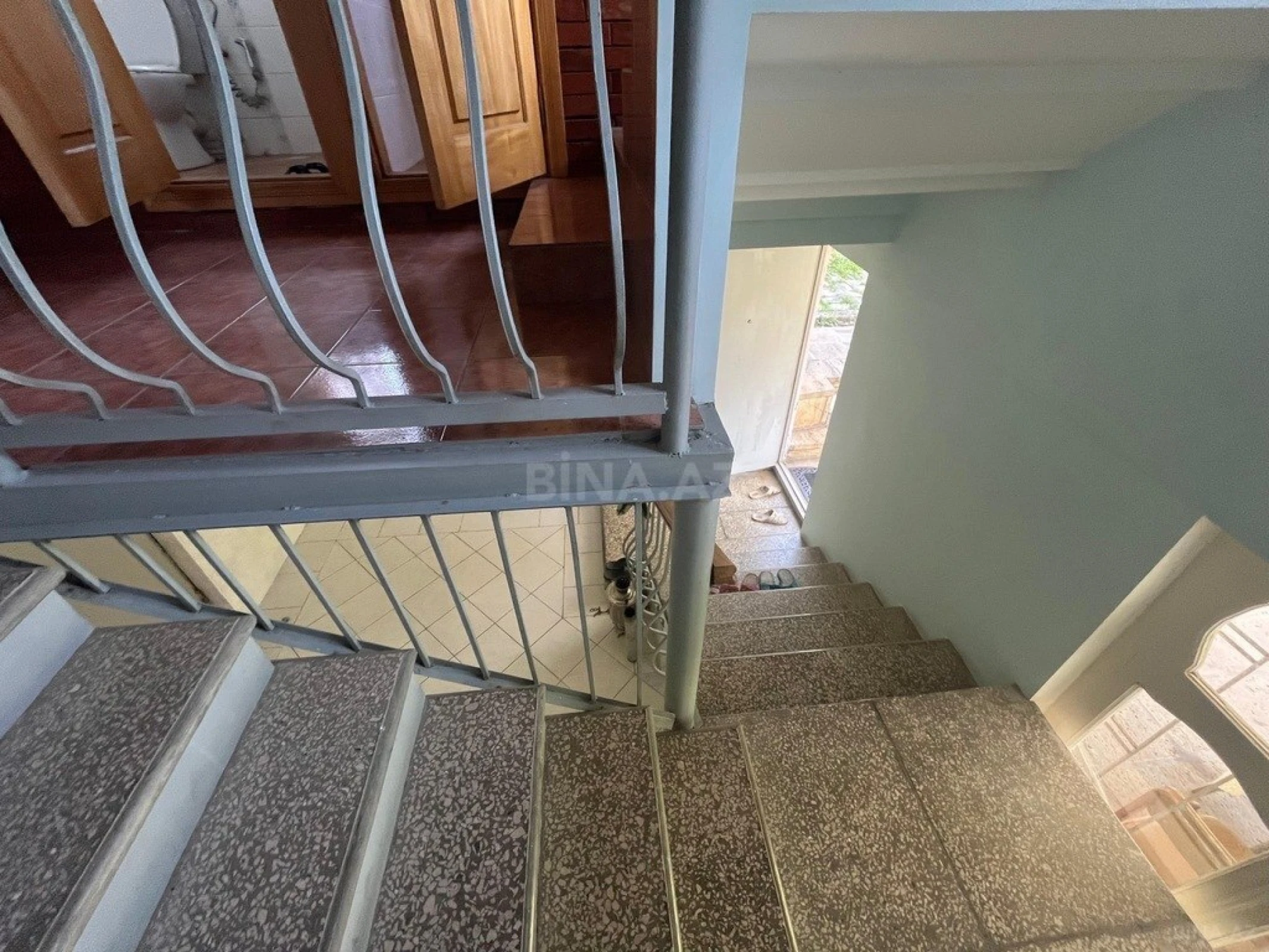 Satılır 5 otaqlı həyət evi 150 m²