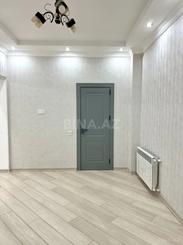 Kirayə verilir 2 otaqlı mənzil 77 m²