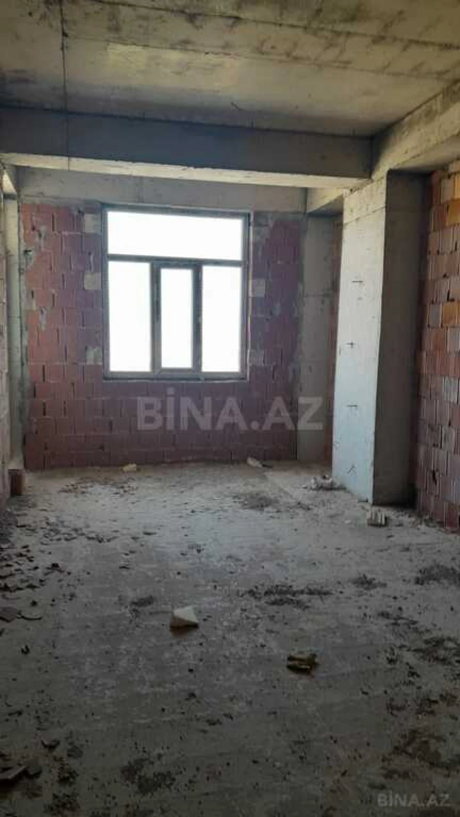 Satılır 3 otaqlı mənzil 129 m²