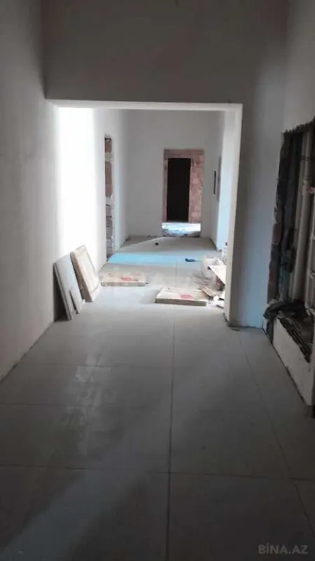 Satılır 3 otaqlı mənzil 129 m²