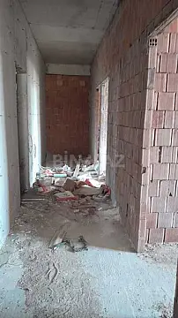 Satılır 3 otaqlı mənzil 129 m²