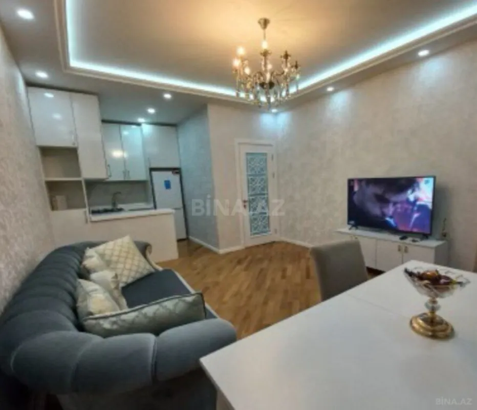 Satılır 2 otaqlı mənzil 67 m²