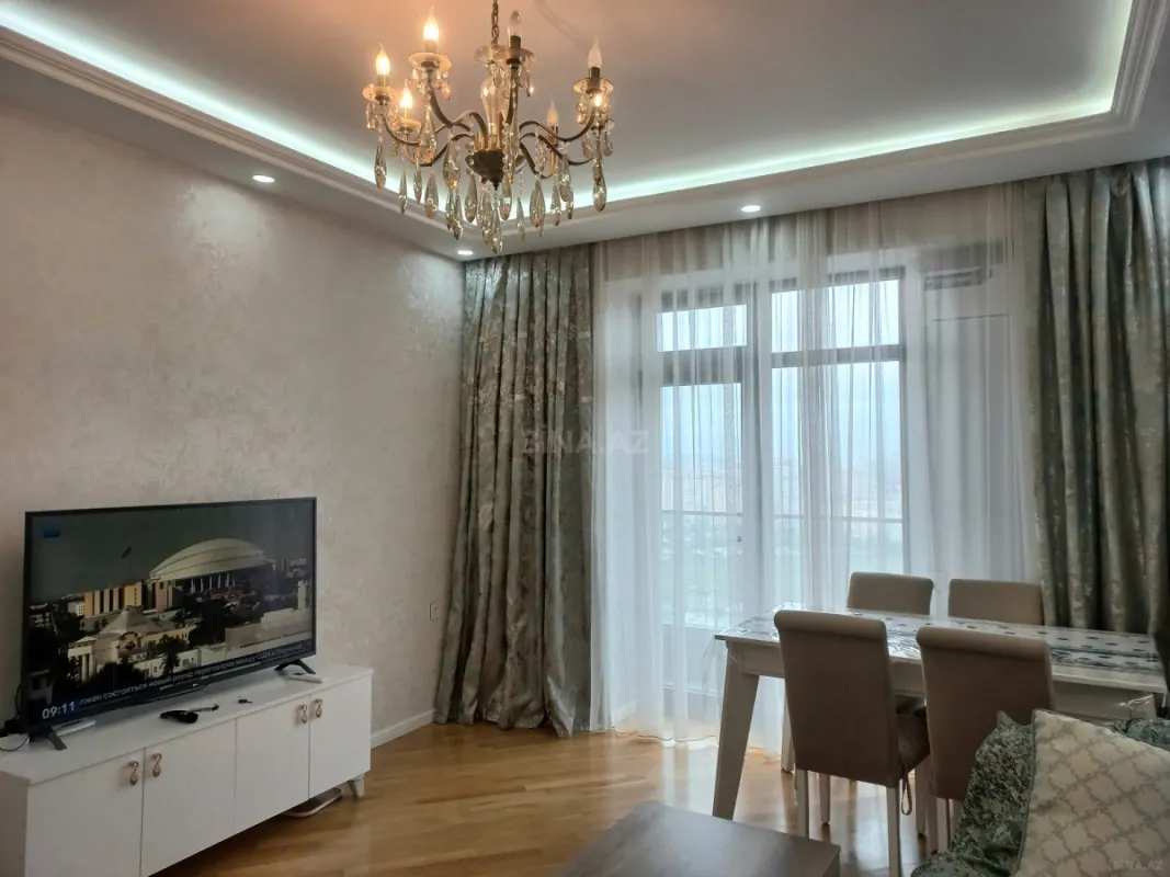 Satılır 2 otaqlı mənzil 67 m²