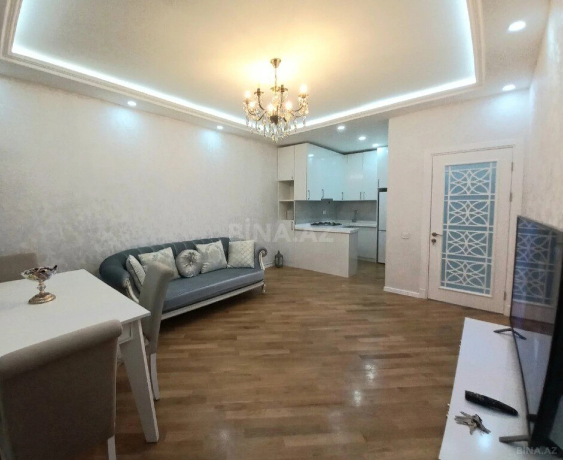Satılır 2 otaqlı mənzil 67 m²