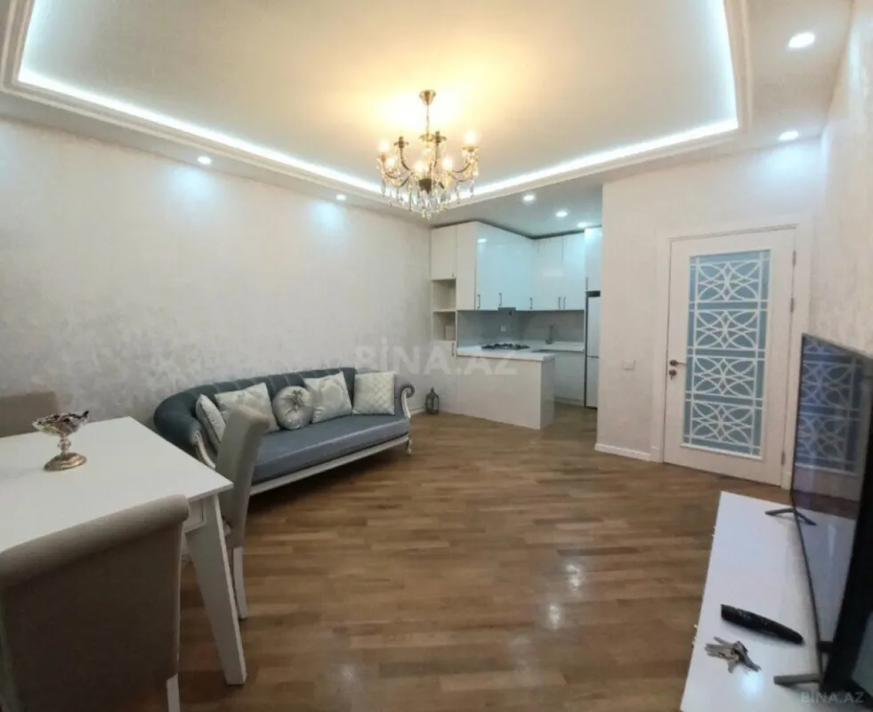 Satılır 2 otaqlı mənzil 67 m²